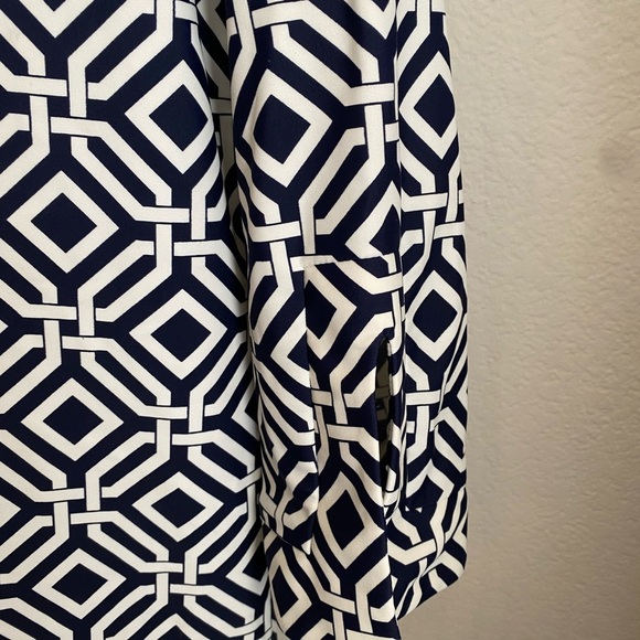 Jude Connally Blue and White Midi Dress with Geometric Print - Picture 4 of 5